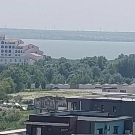 Azzuro Apartment 1 * Năvodari